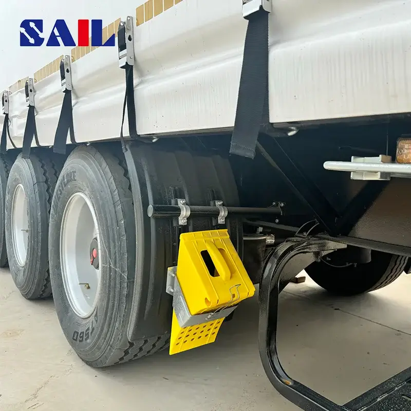 SAIL 3 Axle 13.75m | 30 Ton Payload Side Curtain Semi Trailer Fast Loading for Logistics and Freight3